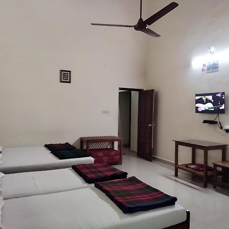 Prashanth Family Homestay Мадикери Экстерьер фото